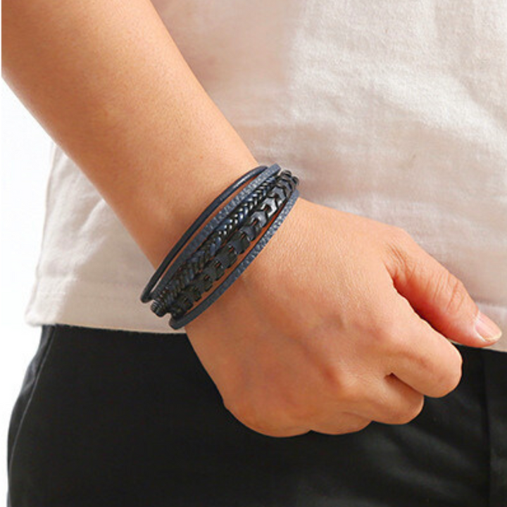 Ragnar Band – Geflochtenes Wikingerarmband aus Leder