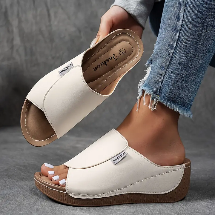 Noor | Elegante Orthopädische Sandalen