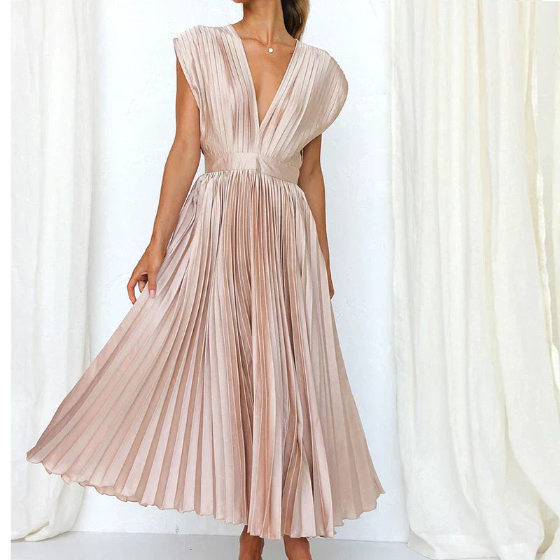 Adela™ | Elegantes plissiertes Maxikleid
