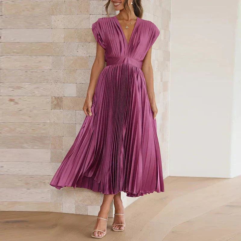 Adela™ | Elegantes plissiertes Maxikleid