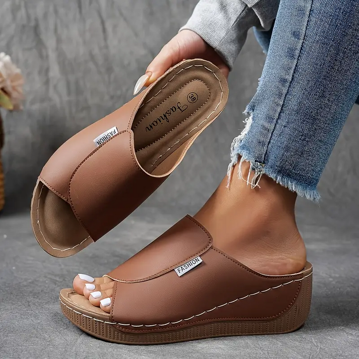 Noor | Elegante Orthopädische Sandalen