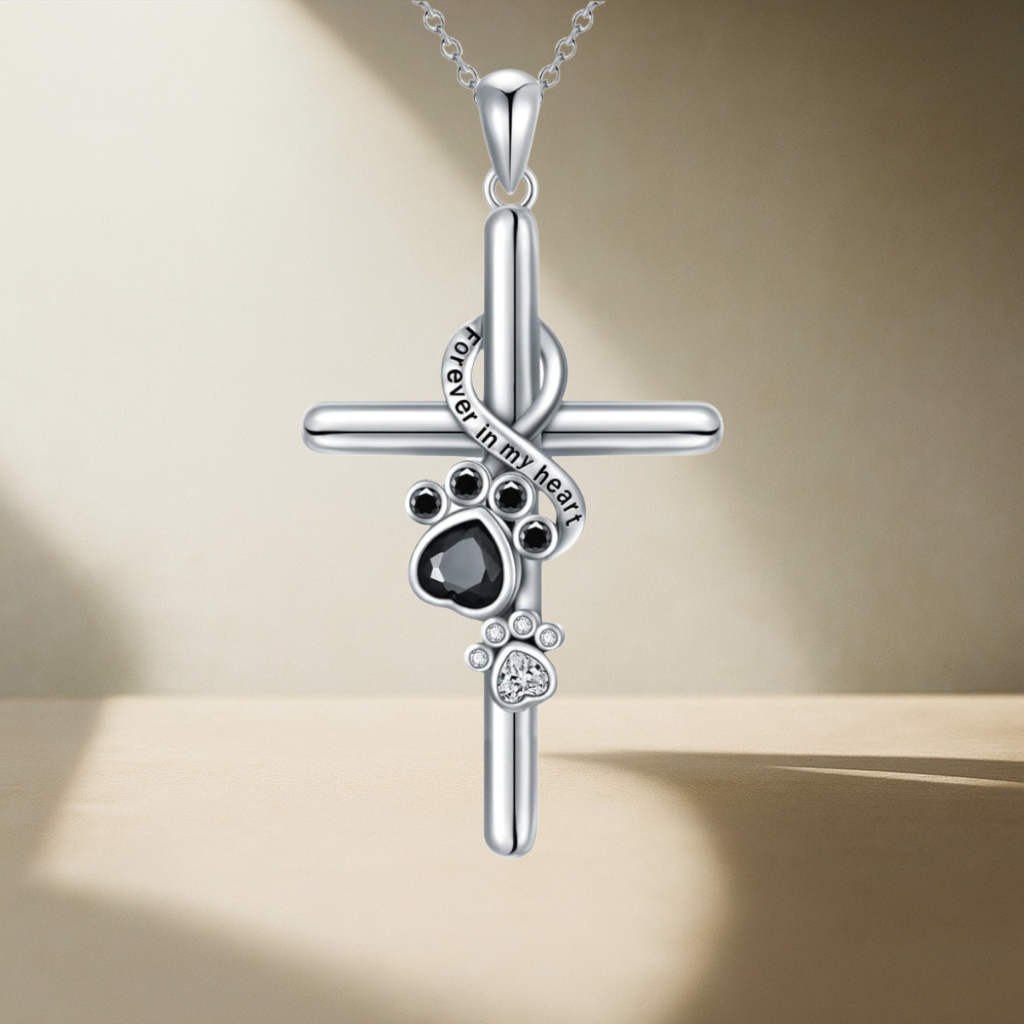 LYORA – Silberne Pfoten- und Kreuz-Halskette