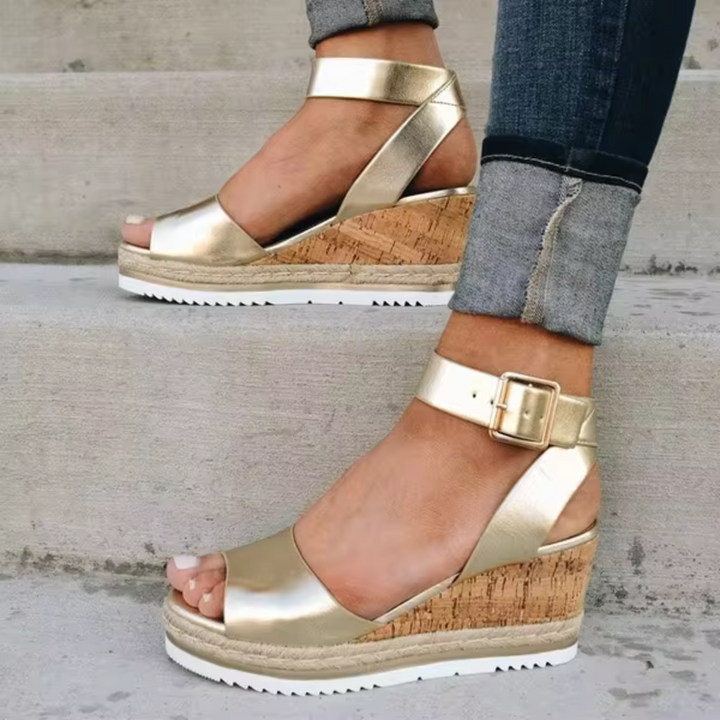 Cassandra - Elegante Keilsandalen