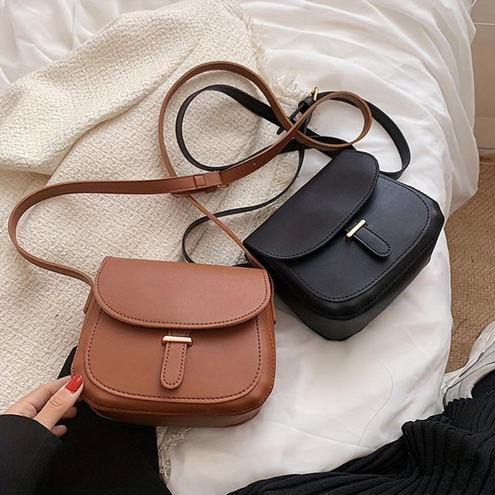 Amelia Vintage Saddle Crossbody Bag