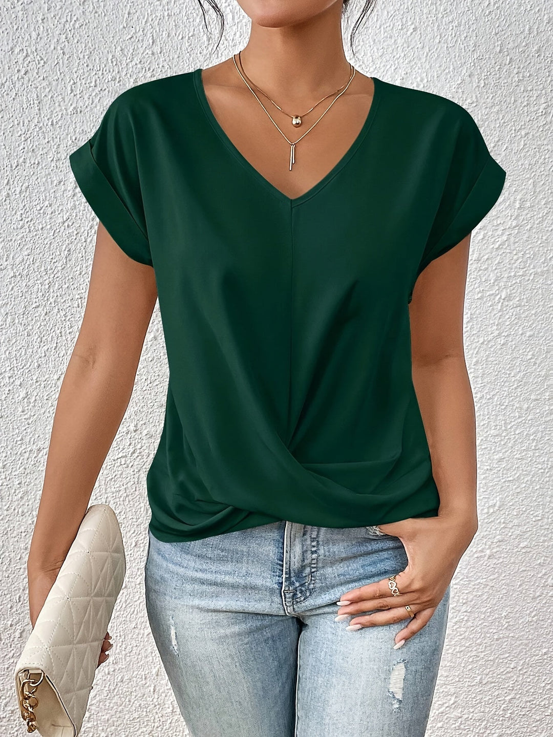 Doreen | V-Neck Shirt mit figurfreundlichem Design