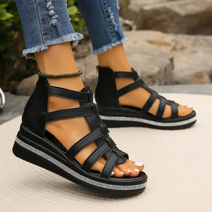 CHLOE | Stilvolle Keilsandalen