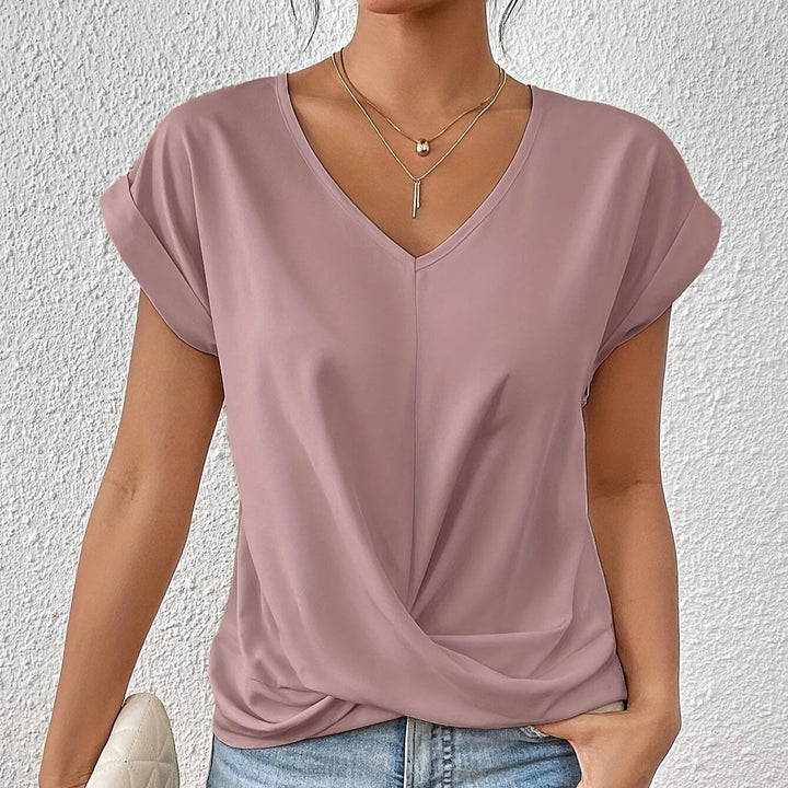 Doreen | V-Neck Shirt mit figurfreundlichem Design
