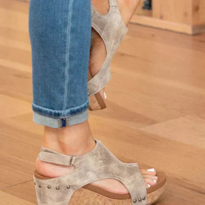 Madeline - Trendige Keilsandalen