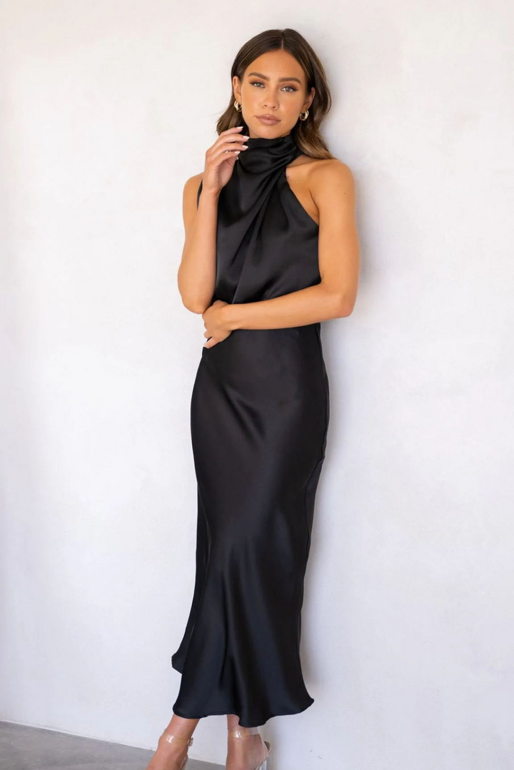 Lare – Timeless Elegance