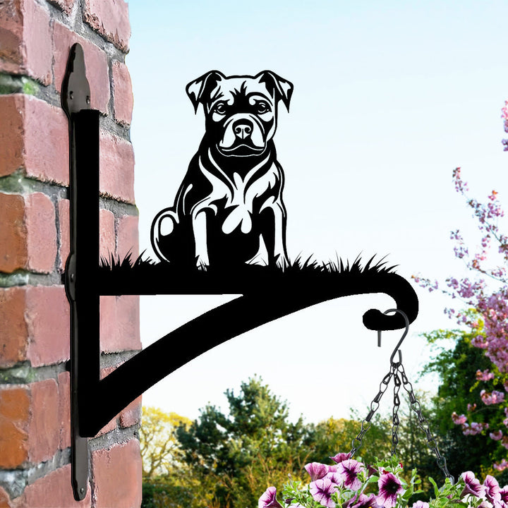 Metall Pflanzenständer mit hängender Halterung im Staffordshire Bull Terrier Design