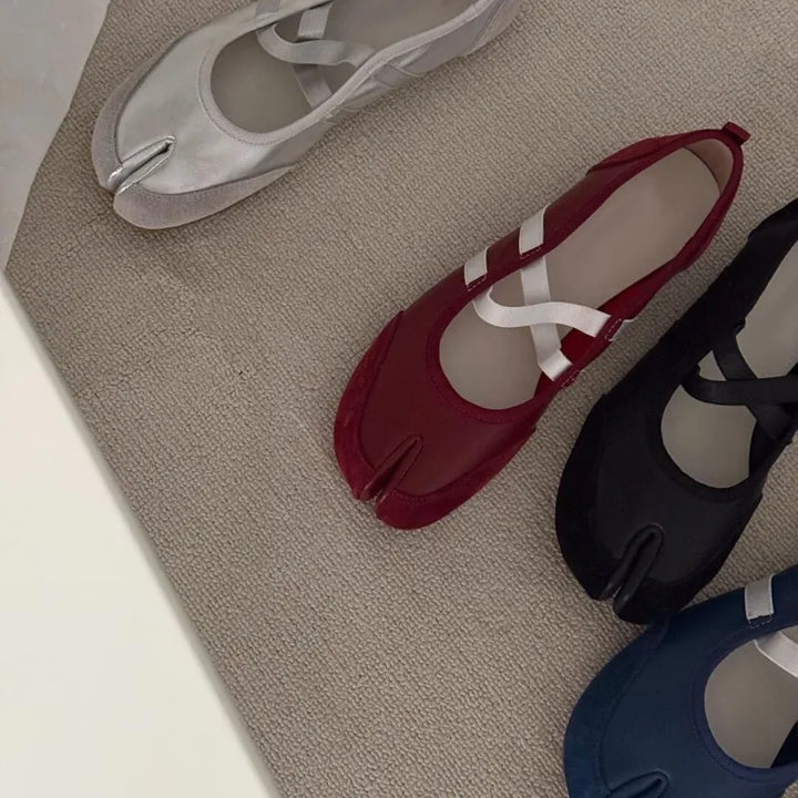 Zanir™ | Tabi Sneakers with Ballerina Style