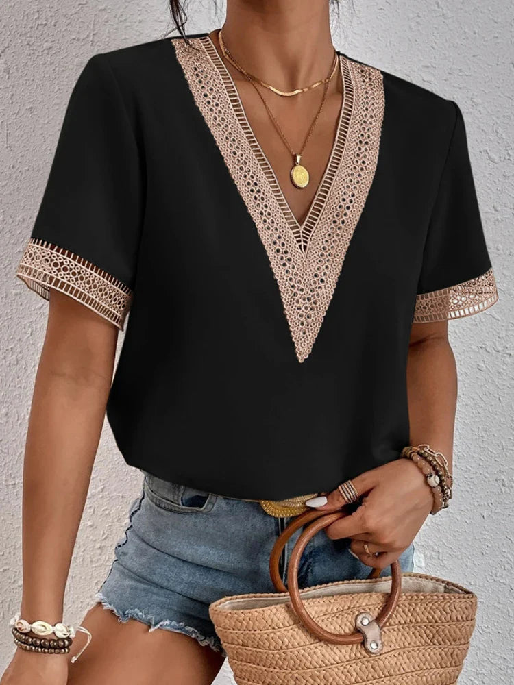 Davina | Elegante Bluse mit exquisiten Spitzenakzenten