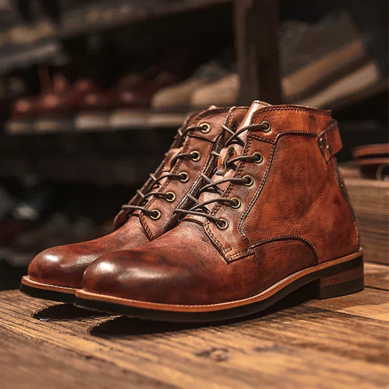 Caleb | Stiefel ad alto formato