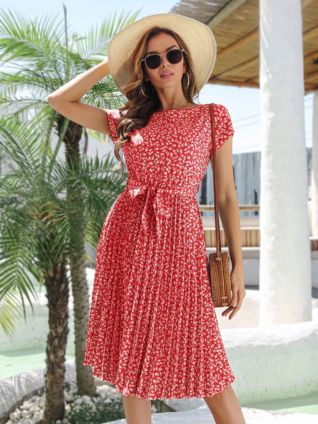 Anette | Modisches Kleid mit dezentem Blumenmuster