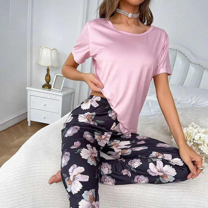 Lina | Weiches Pyjama-Set mit Blumenmuster