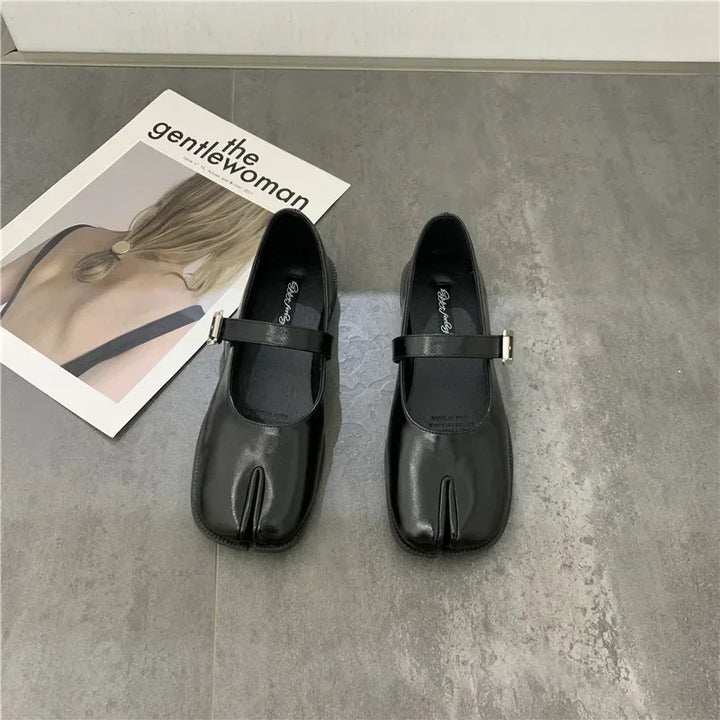 Mari™ | Leather Split Loafer