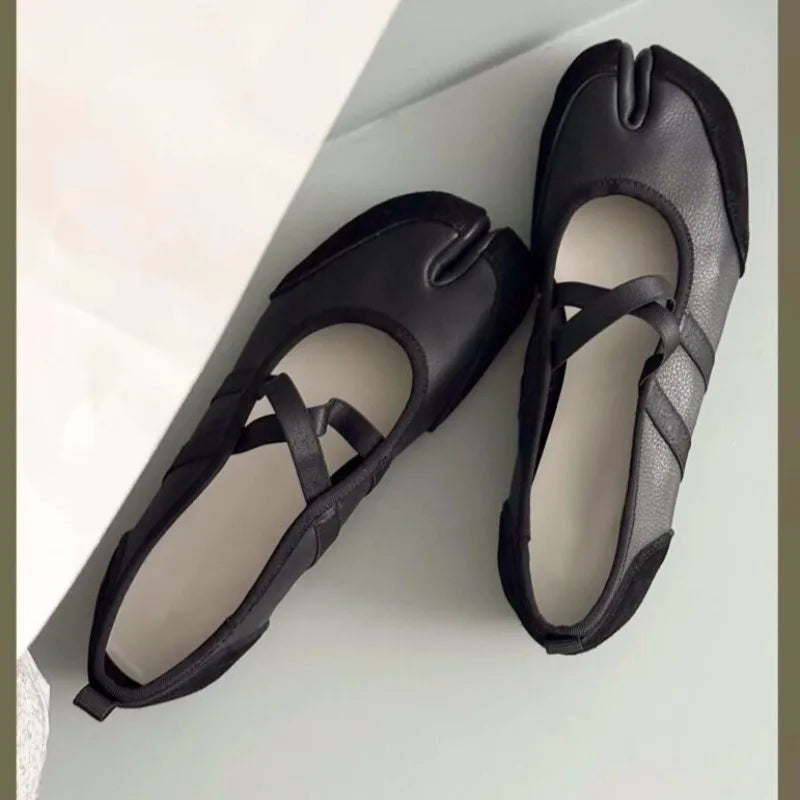 Zanir™ | Tabi Sneakers with Ballerina Style