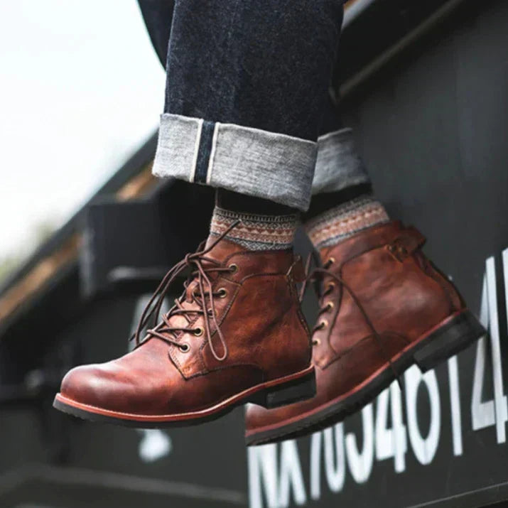 Caleb | Stiefel ad alto formato