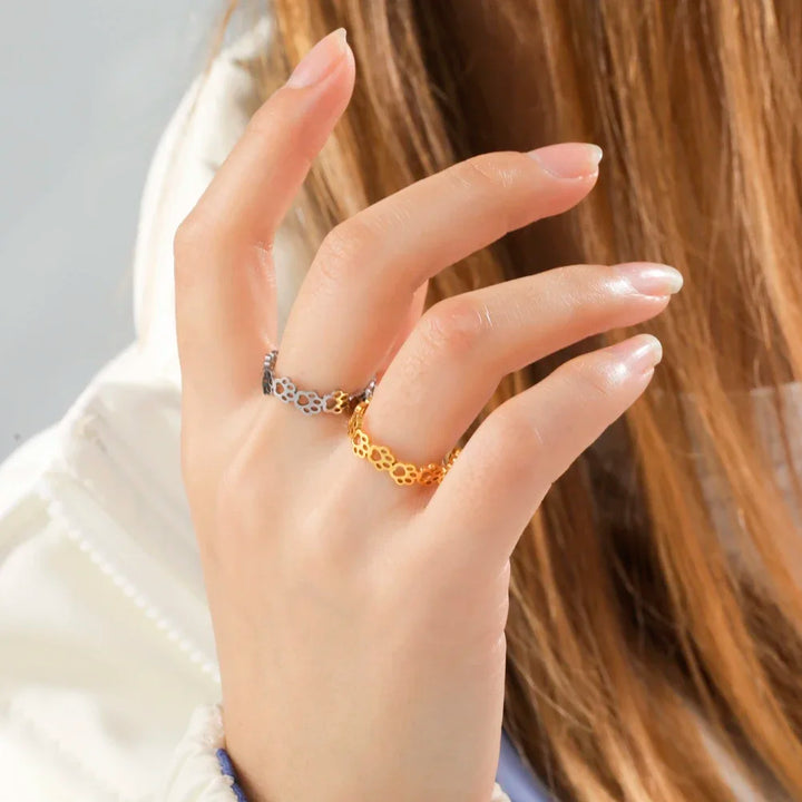 OVA – Verstellbarer Ring mit Pfotenabdruck aus Silber und Gold