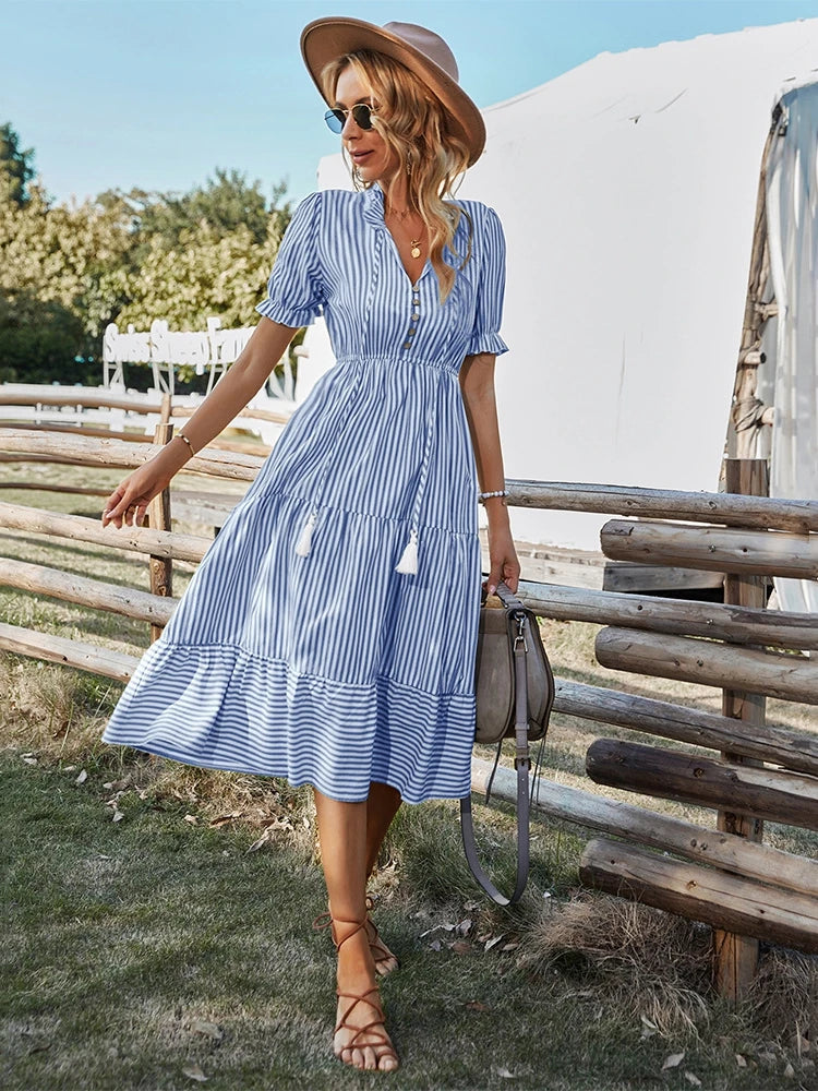 Laureen | Stilvolles gestreiftes Kleid