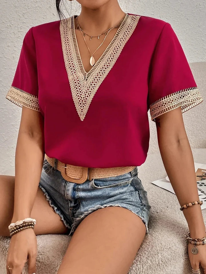 Davina | Elegante Bluse mit exquisiten Spitzenakzenten