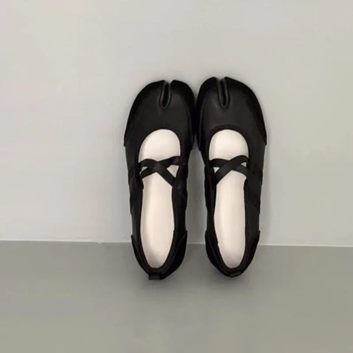 Zanir™ | Tabi Sneakers with Ballerina Style