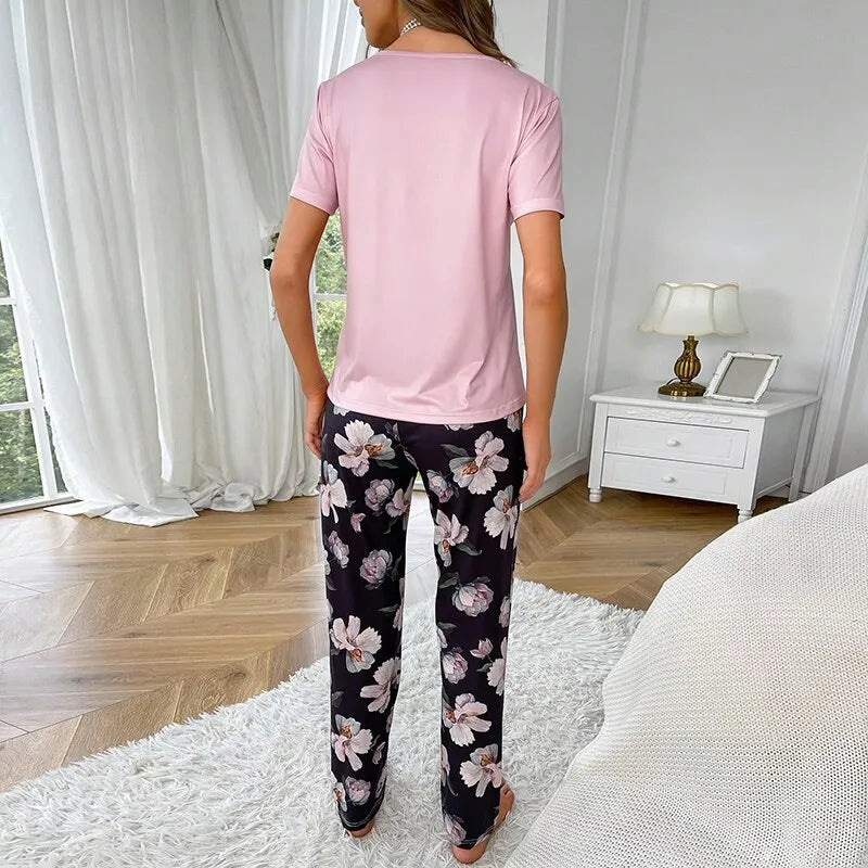 Lina | Weiches Pyjama-Set mit Blumenmuster