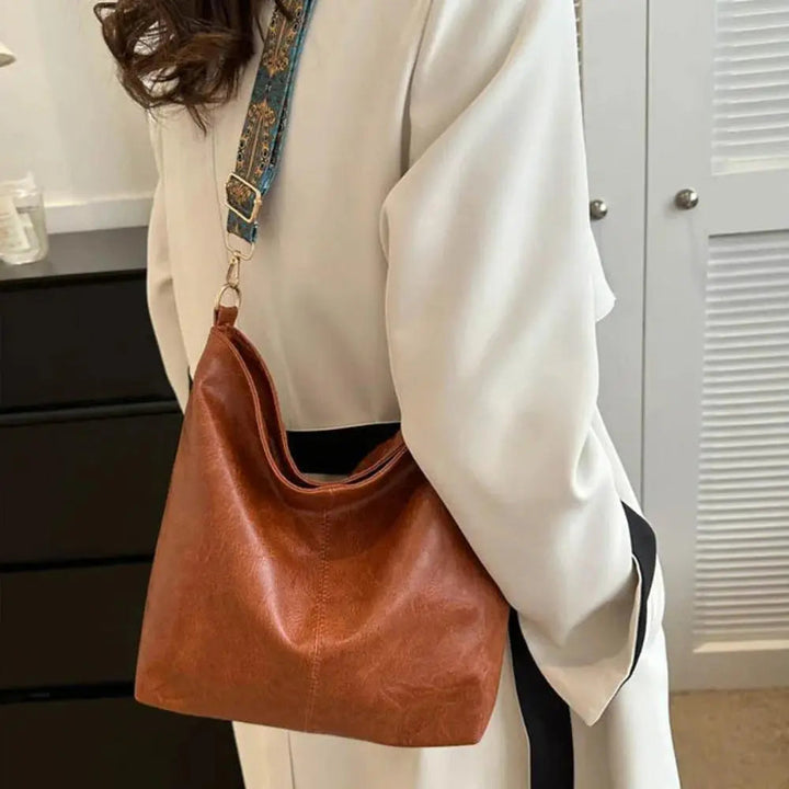 MONIKAS TASCHEN - Schultertasche mit Dekor - Mein Favorit