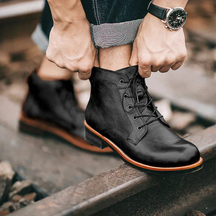 Caleb | Stiefel ad alto formato