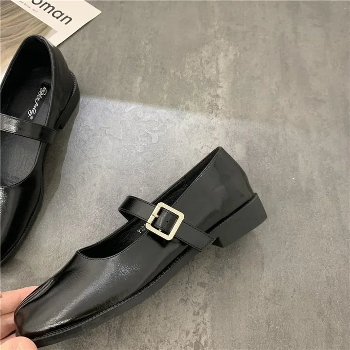 Mari™ | Leather Split Loafer