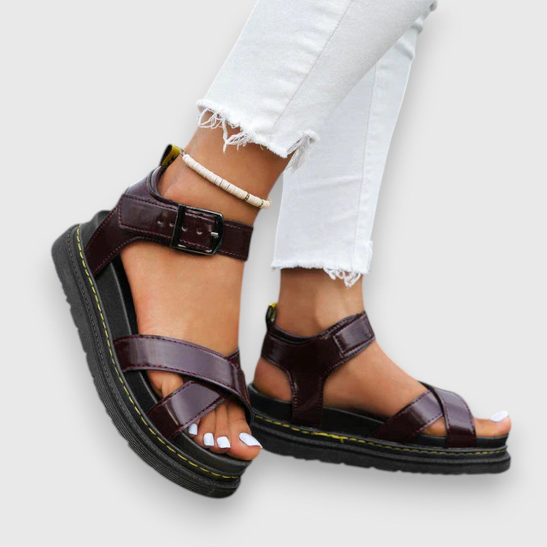 Tess™ Rits Wedge Sandals