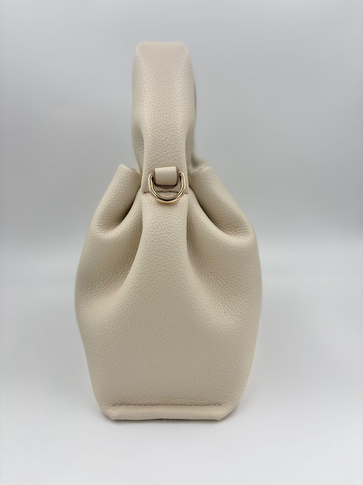 Amaya Collection