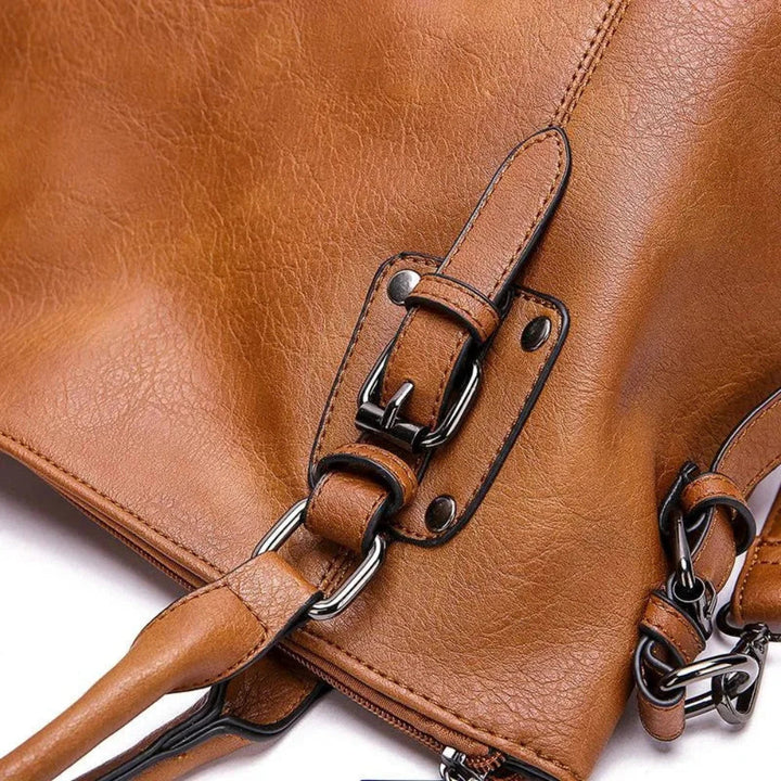Siennas Elegante Schultertasche | Anmutiger Charme