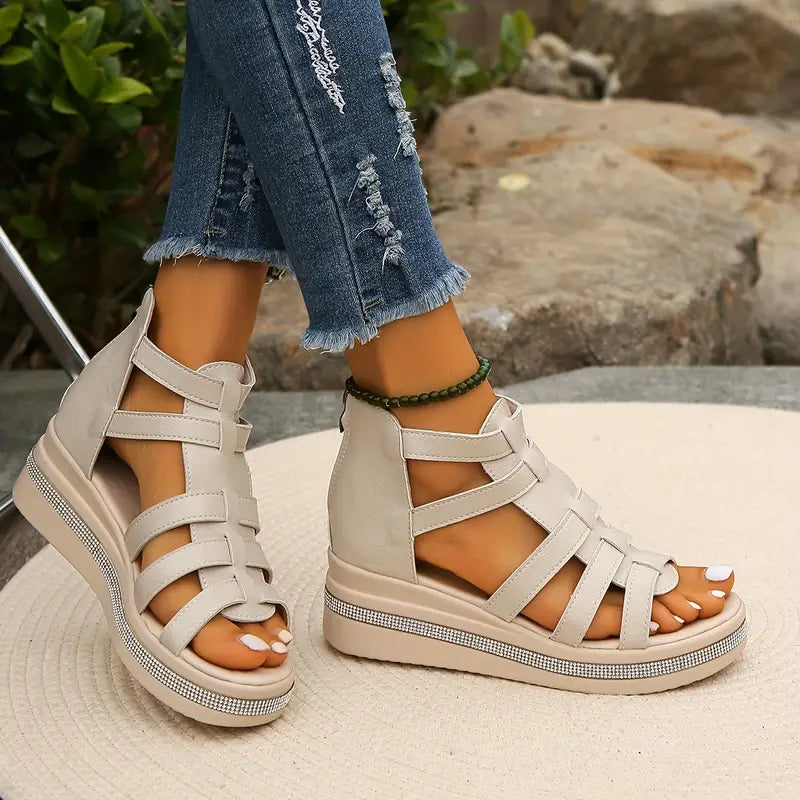 CHLOE | Stilvolle Keilsandalen