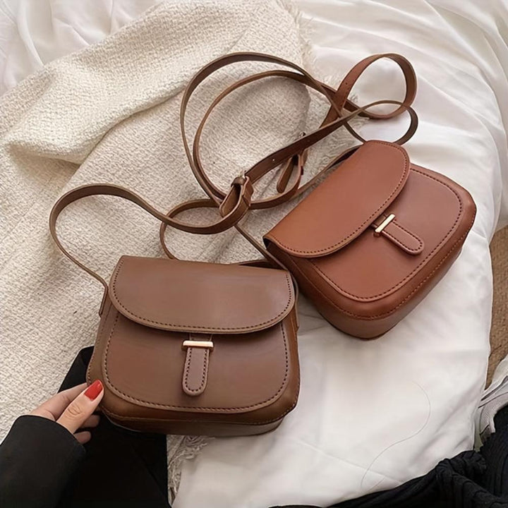 Amelia Vintage Saddle Crossbody Bag