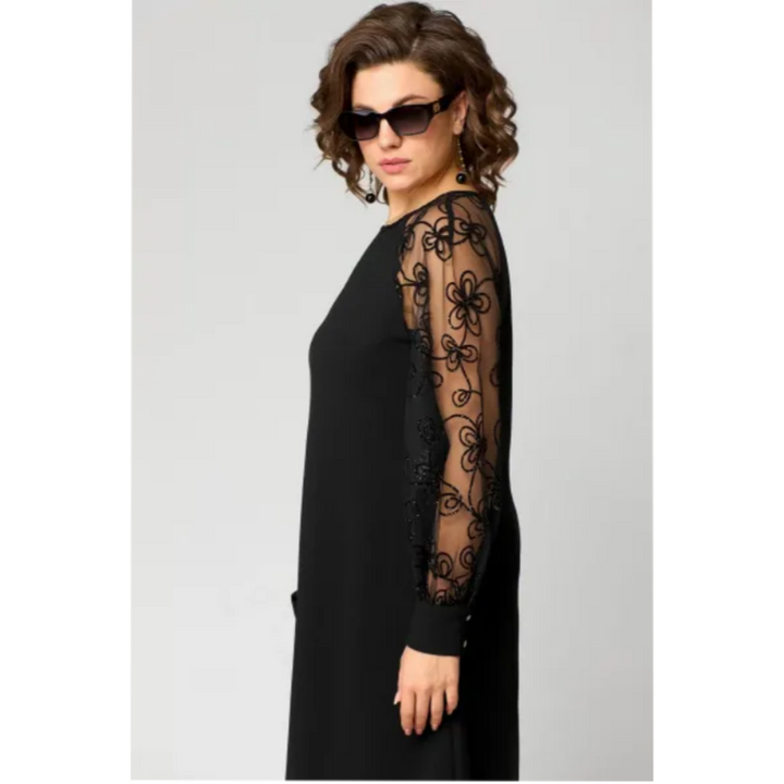 HARALDA I LÄSSIGES LANGÄRMELIGES KLEID