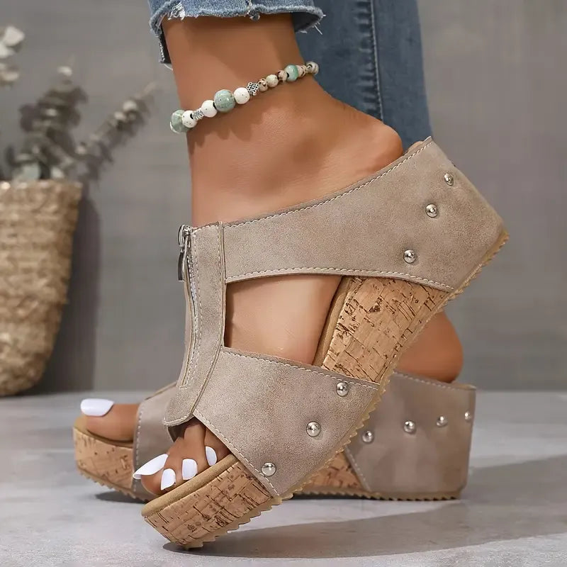 Calista™ | Trendige Keilsandalen