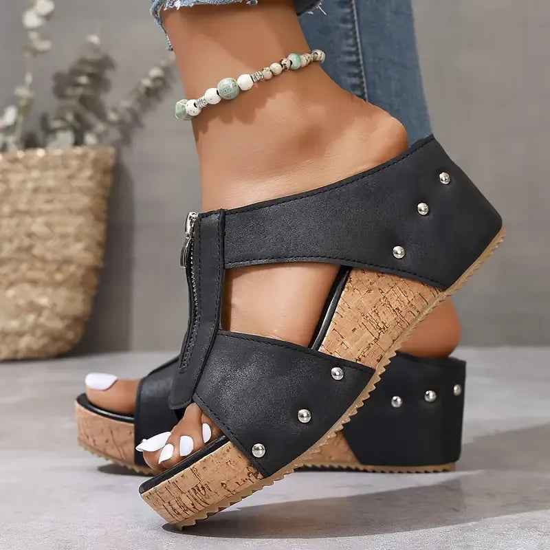 Calista™ | Trendige Keilsandalen